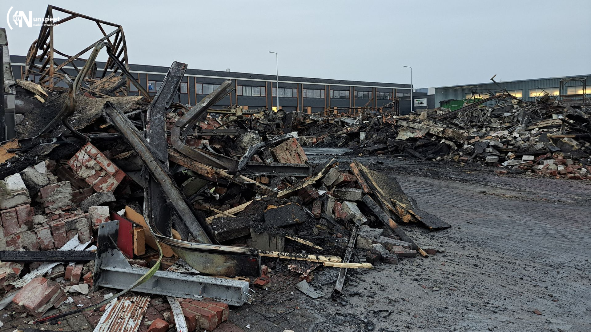 Oorzaak Brand Harderwijk Blijft Onbekend: 'Pand Compleet Verwoest ...