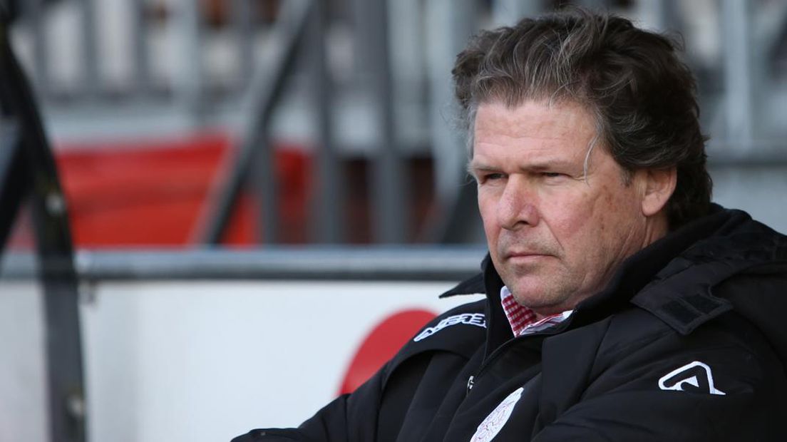 Frans Adelaar als trainer van IJsselmeervogels