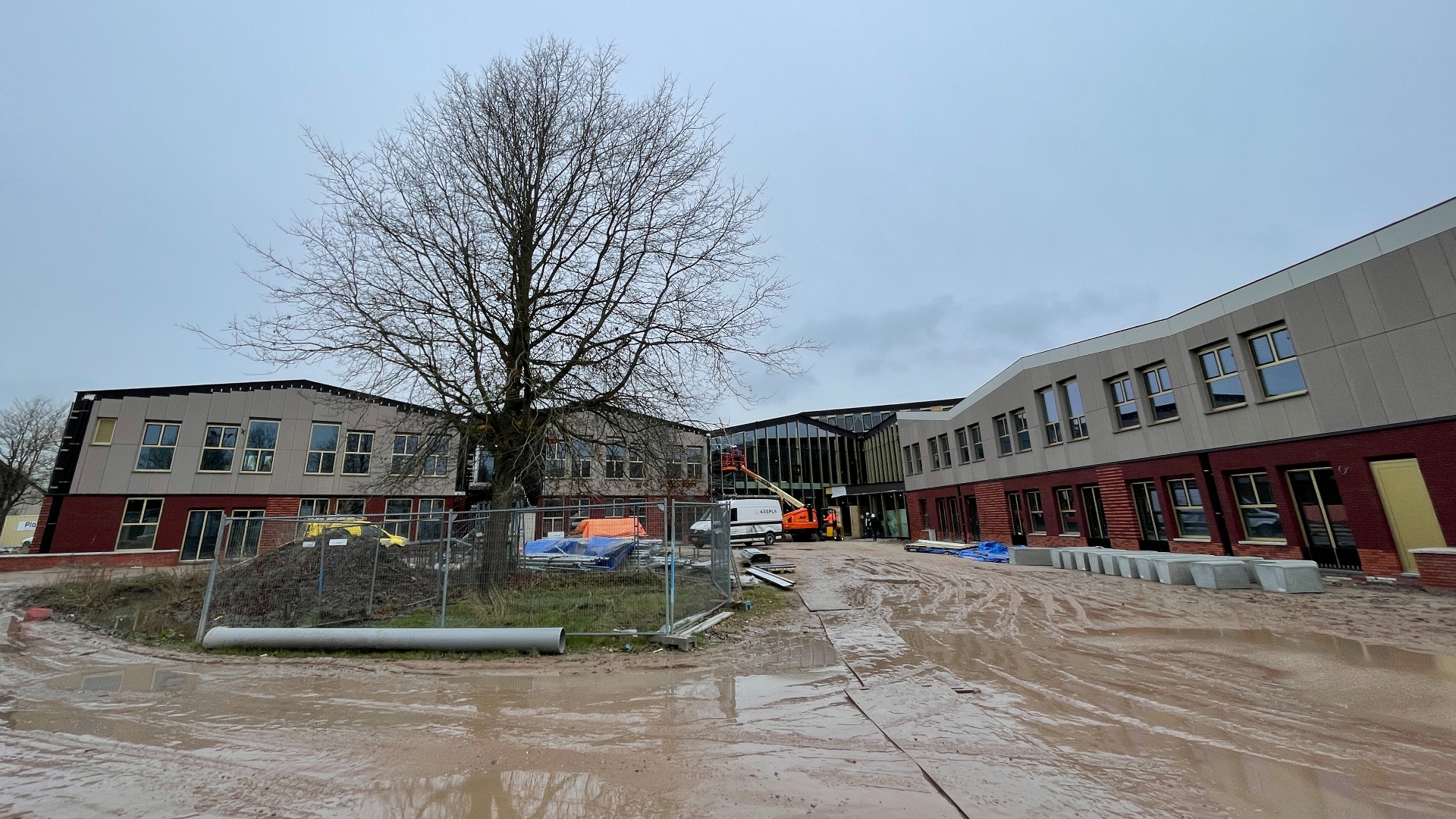De ingang van de Tirrel in Winsum