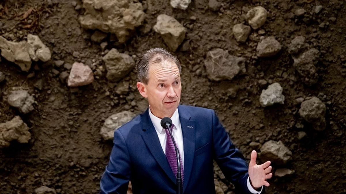 Oud-gedeputeerde Eddy van Hijum beoogd minister van Sociale Zaken en Werkgelegenheid