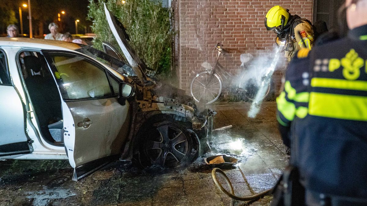 112 Nieuws: Autobrand in Deventer