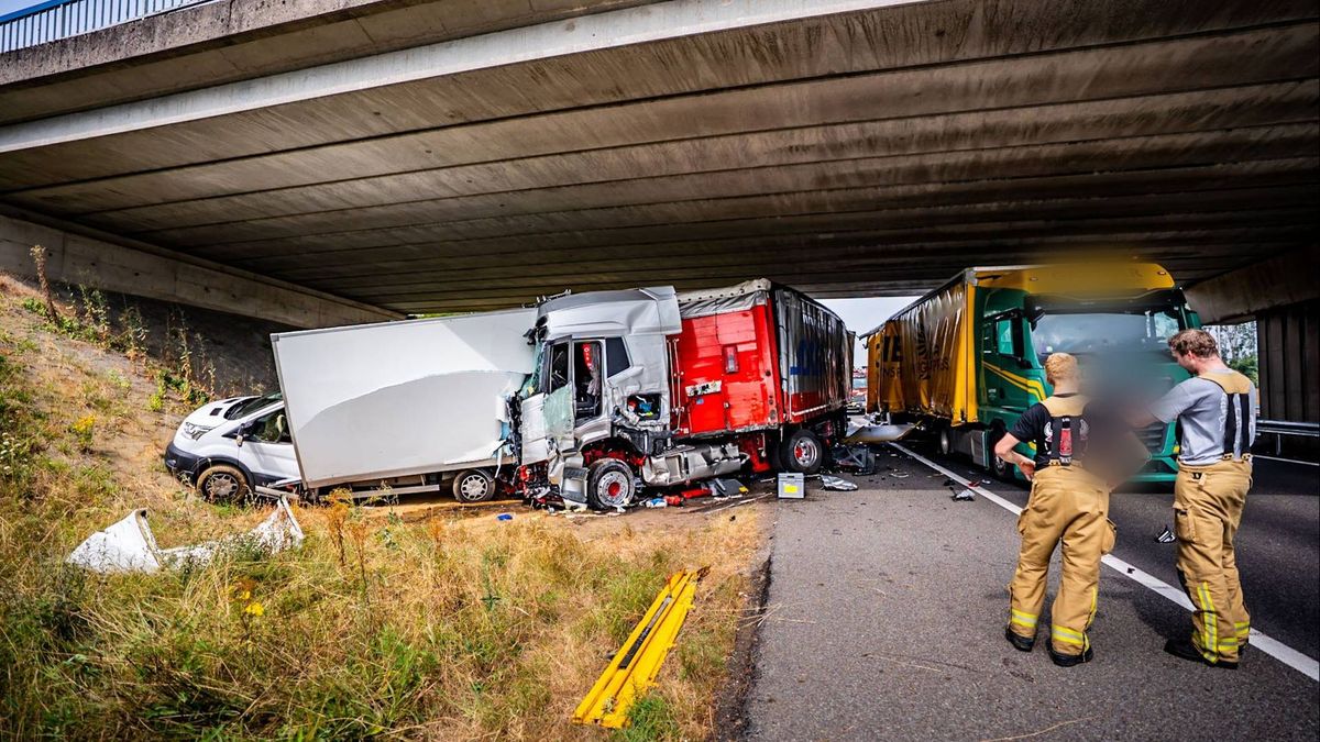 Meerdere gewonden bij ernstig ongeluk op de A12