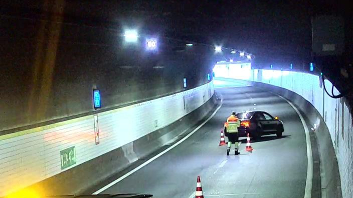 De pechauto kan niet meer voor- of achteruit.