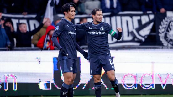 Feyenoord heeft het moeilijk tegen Telstar; Rotterdammers gaan wel met voorsprong de rust in