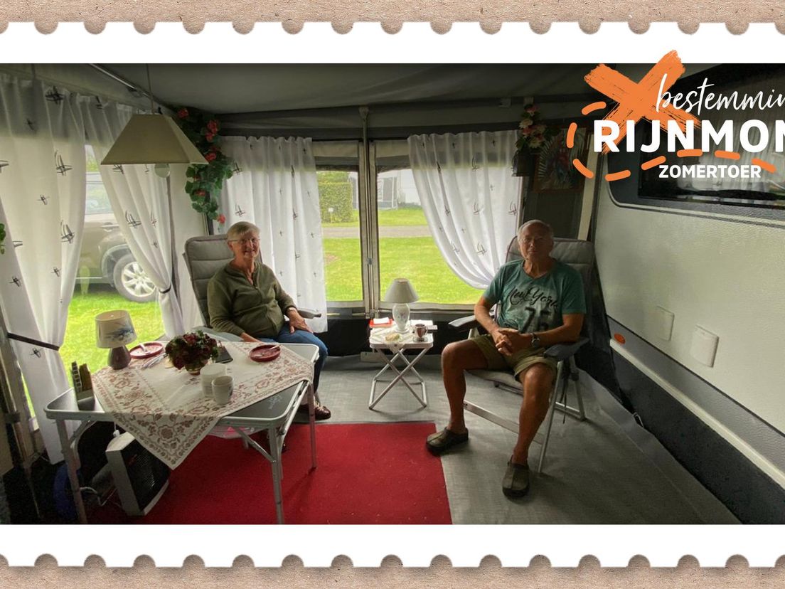 Nel en Piet in hun voortent