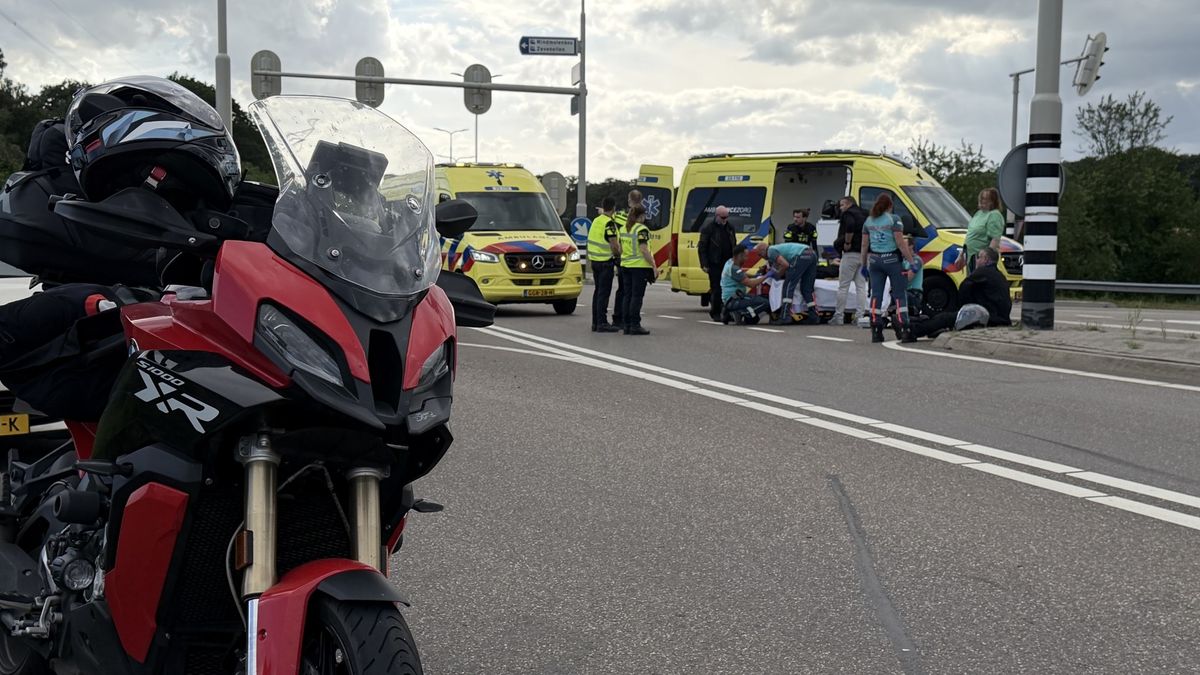 Vakantietocht door Limburg eindigt in ziekenhuis voor twee Britse motorrijders