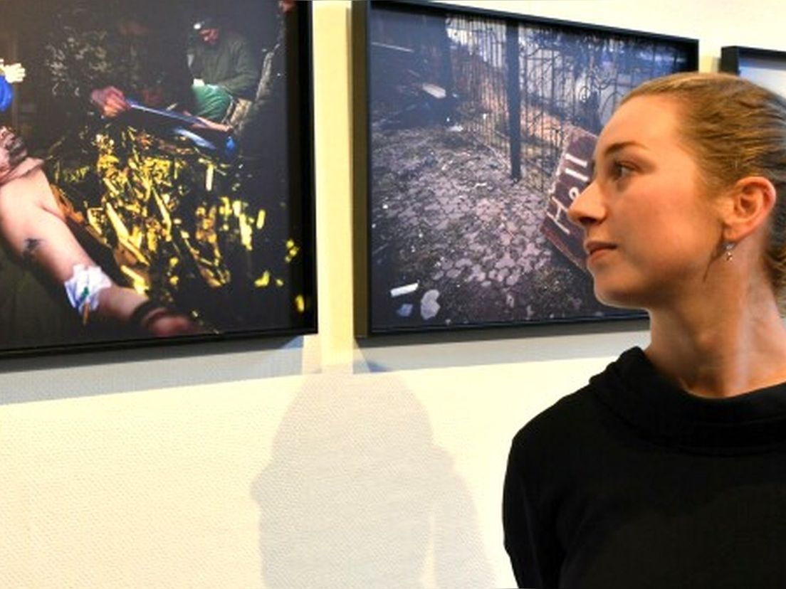 Journalist Daphne vangt met foto's tragiek in Oekraïne: “Stapte over lijken heen”