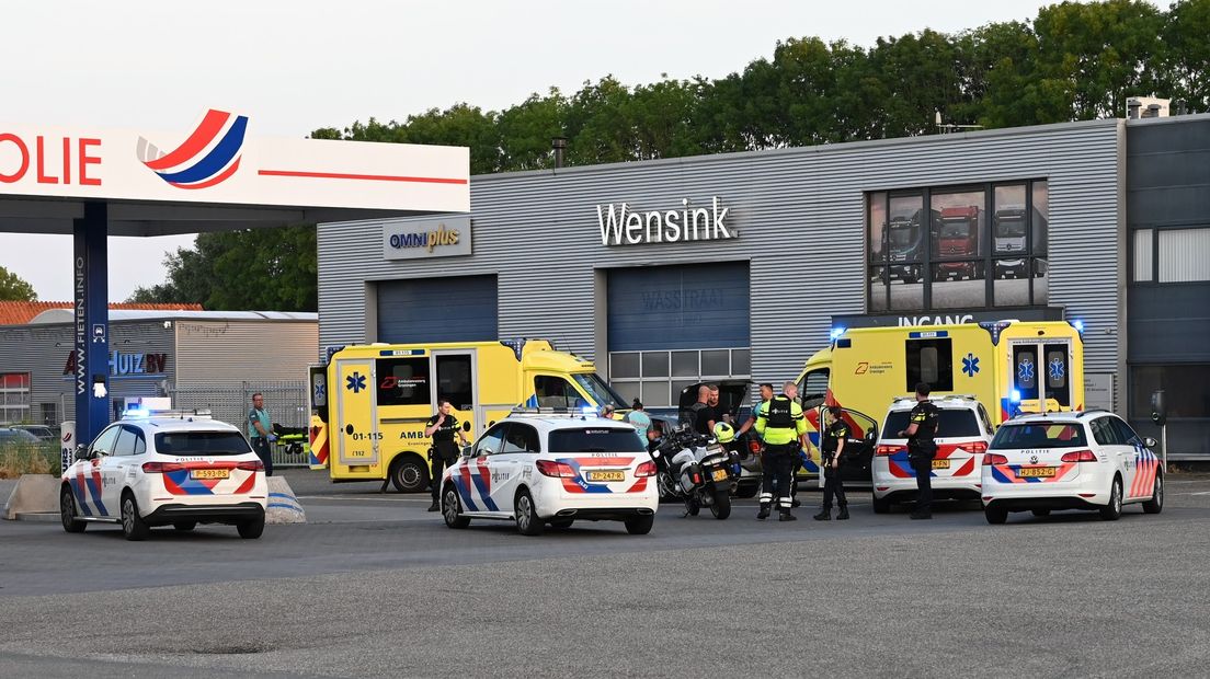 Hulpdiensten in Winschoten na de schietpartij op 6 juli