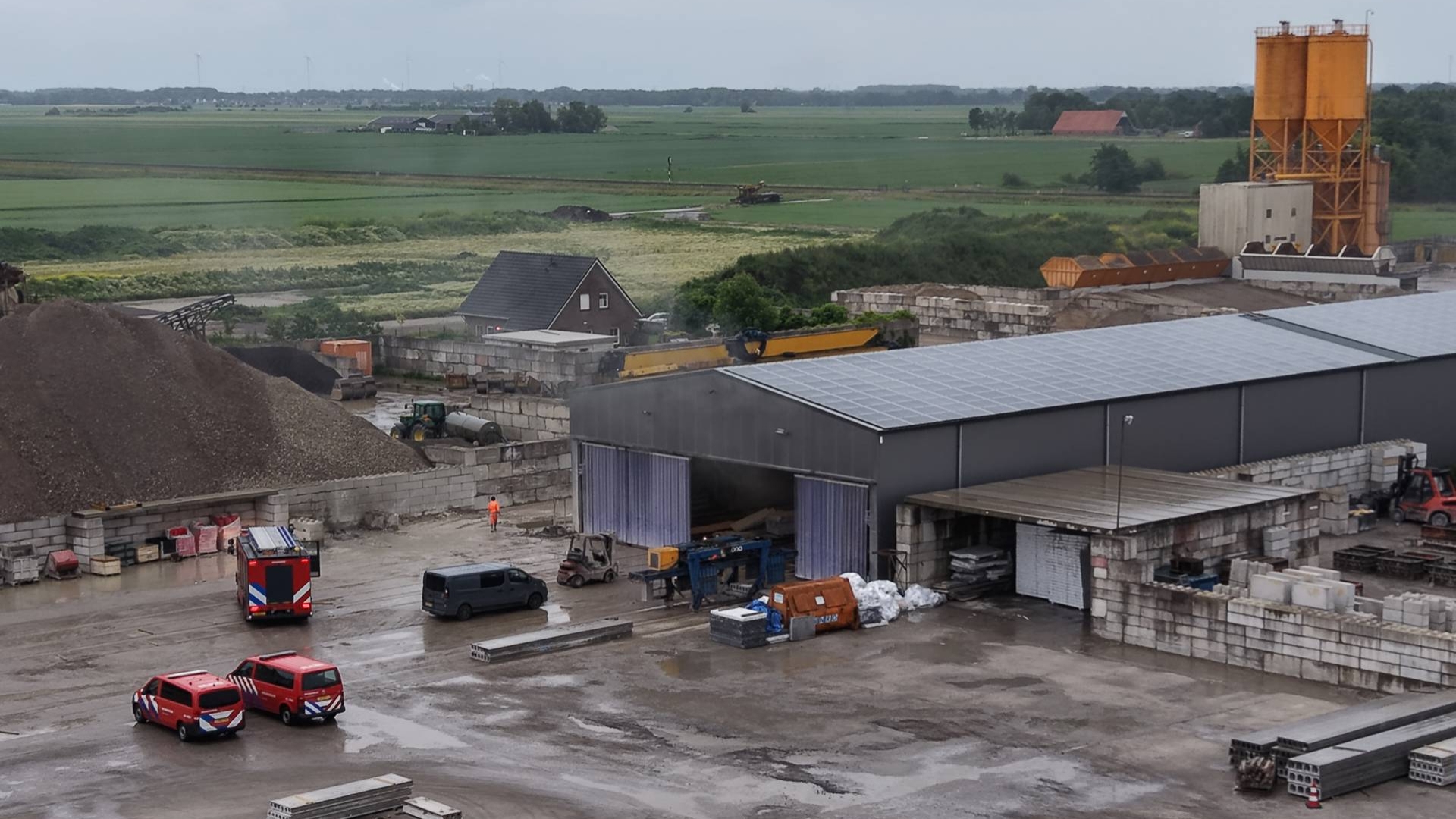 112-nieuws: Brand bij betonbedrijf Sappemeer in de kiem gesm