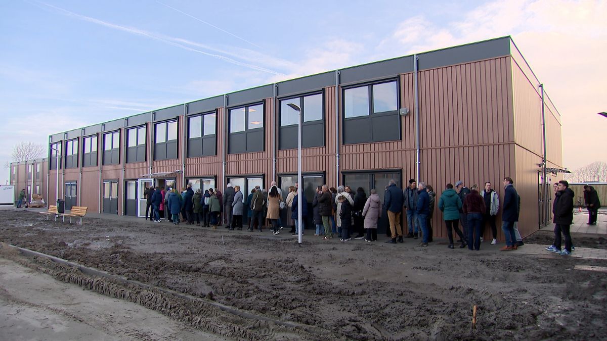 Weinig animo voor protest bij noodopvang Zierikzee, wel honderden aanmeldingen voor de open dag