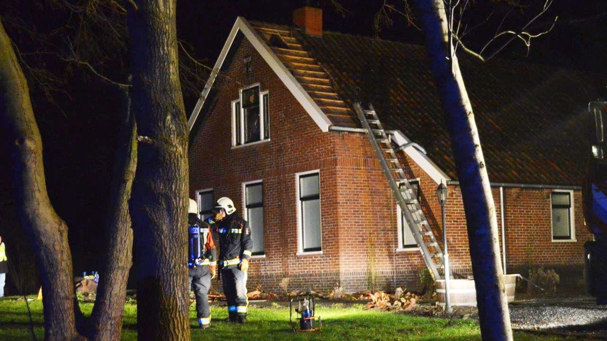 Veel schade na woningbrand Midwolda