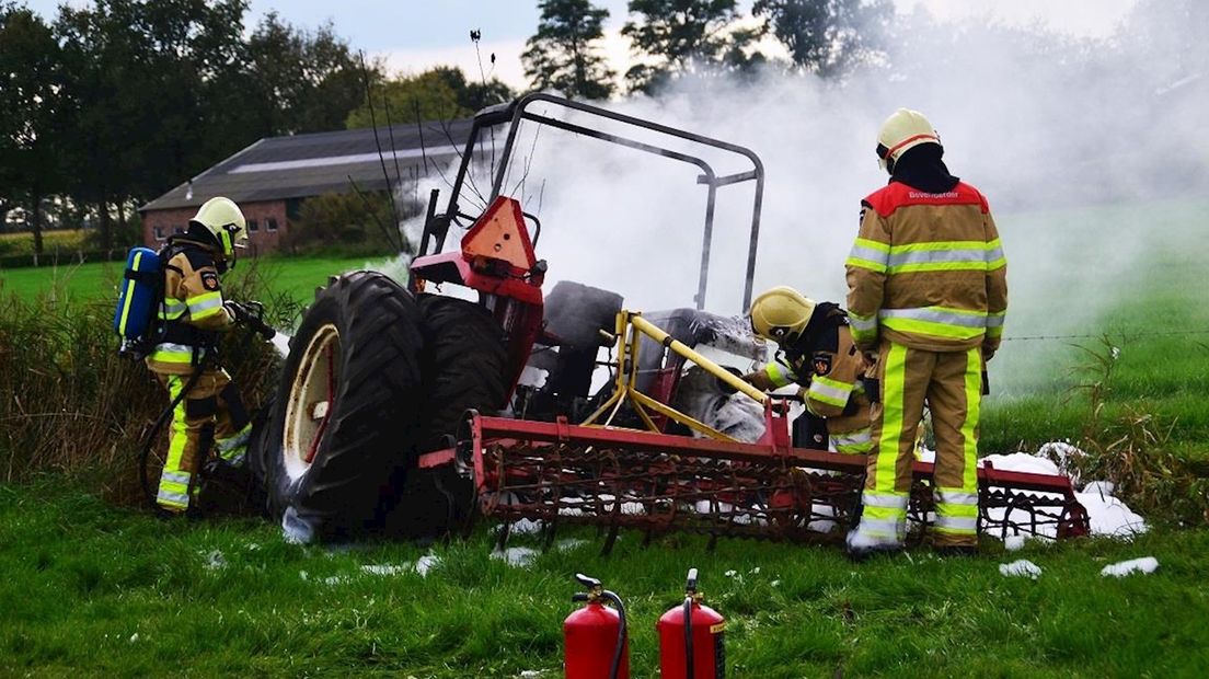 Tractor brandt uit bij Mariënheem