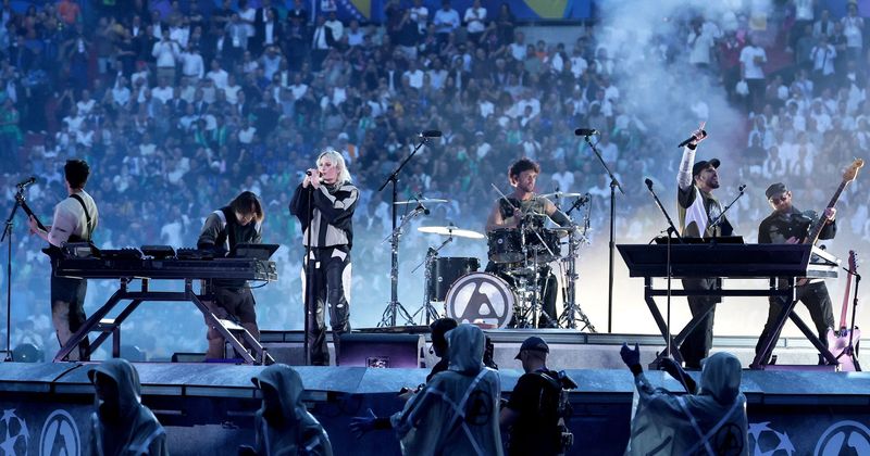 Linkin Park met nieuwe zangeres in GelreDome, zo kom je er - Omroep