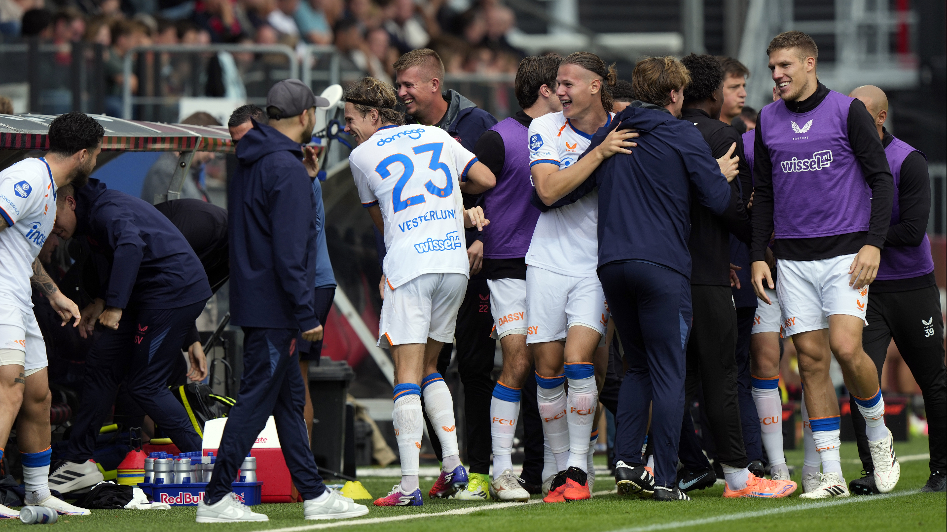 Er kan eindelijk weer gelachen worden bij FC Utrecht: 'Op deze manier is de opluchting groot'