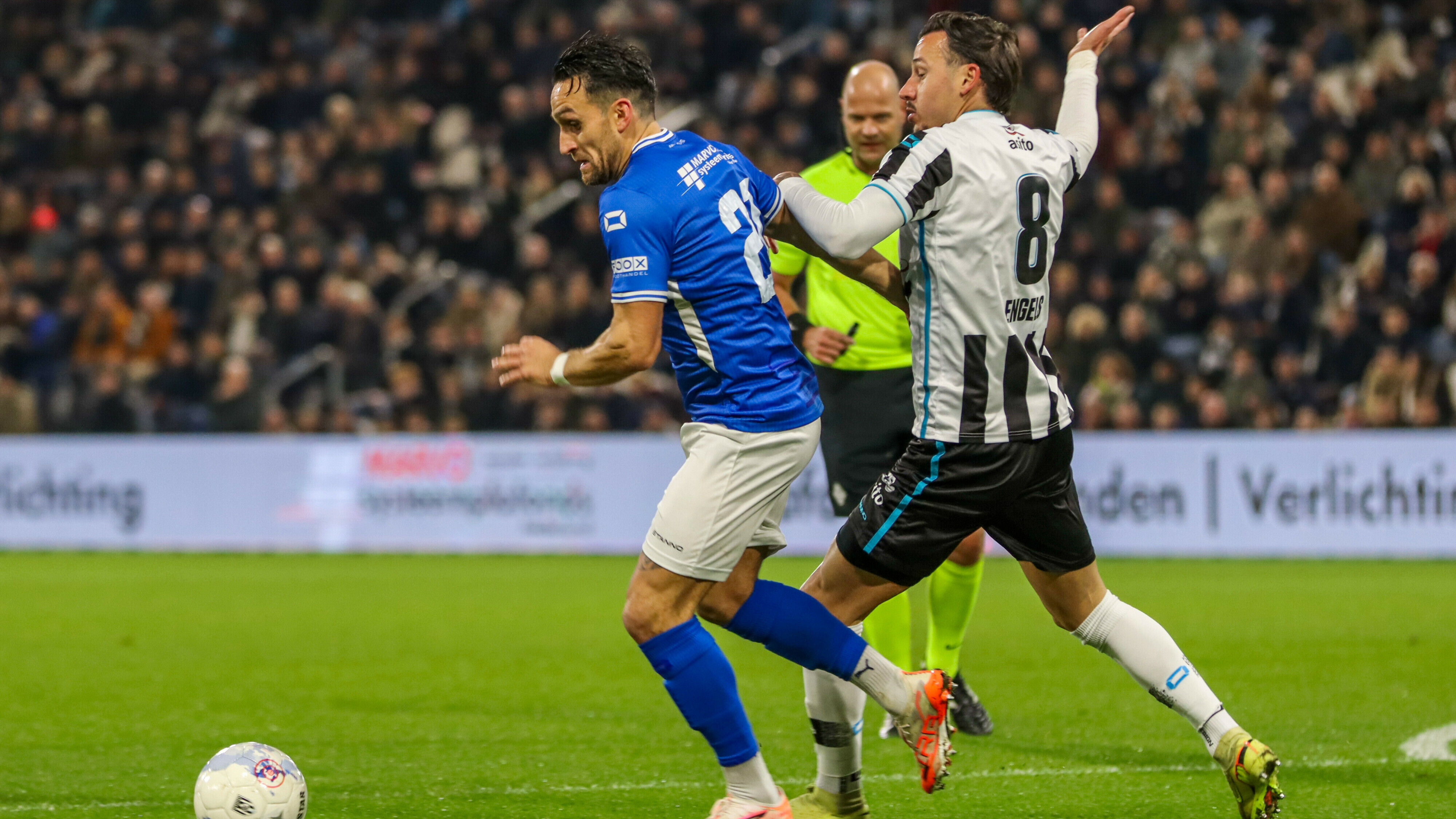 Lees terug: Hoogeveen verliest met 4-1 van Heracles