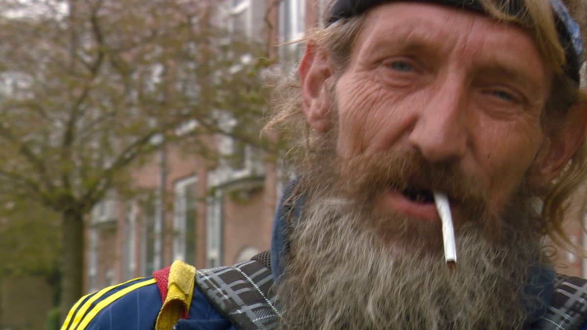 Markante Leeuwarder stadsnomade Tom overleden: 