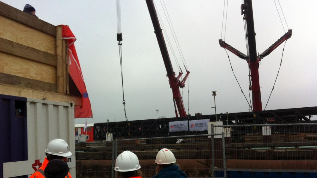 Deuren in nieuwe Meppelerdiepsluis