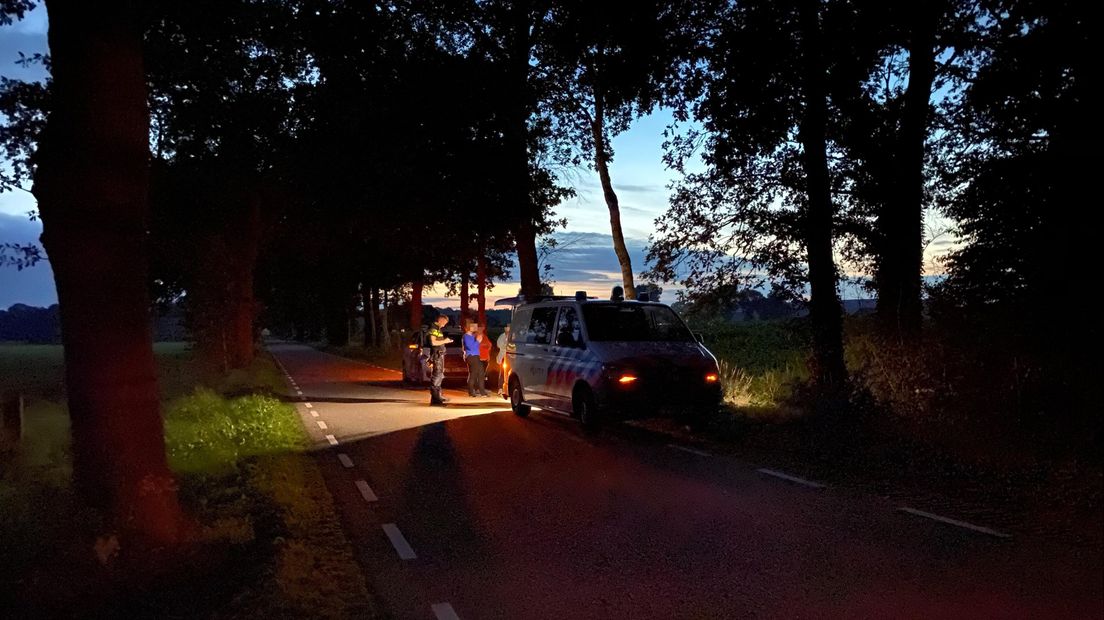 Zoekactie naar mogelijke inbreker bij boerderij in Heeten