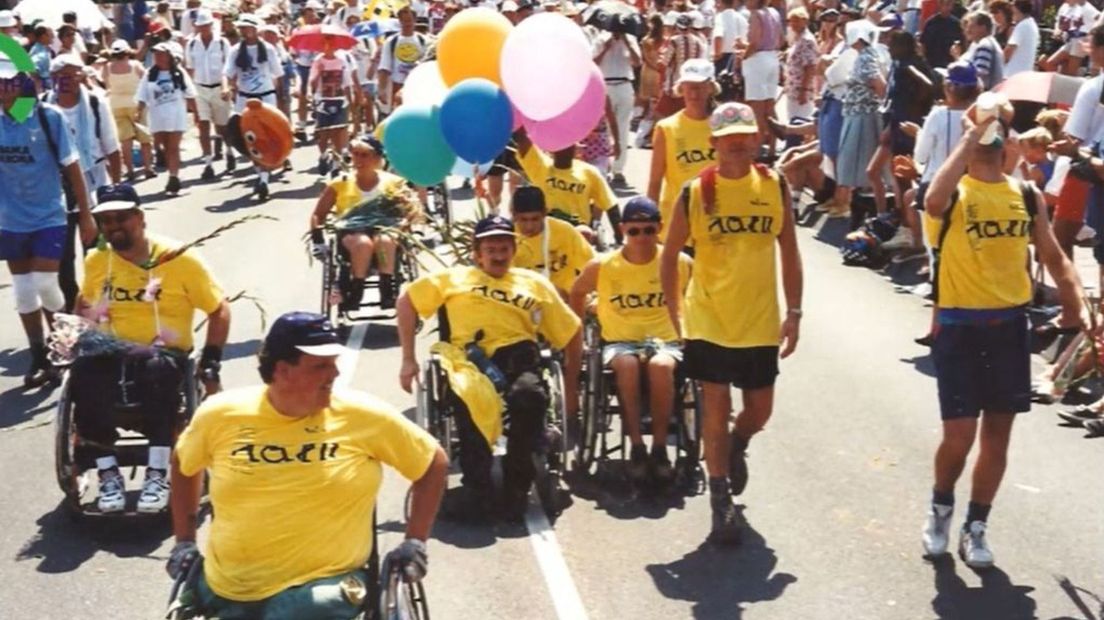 Voor het eerst doen mensen in een rolstoel mee aan de Vierdaagse
