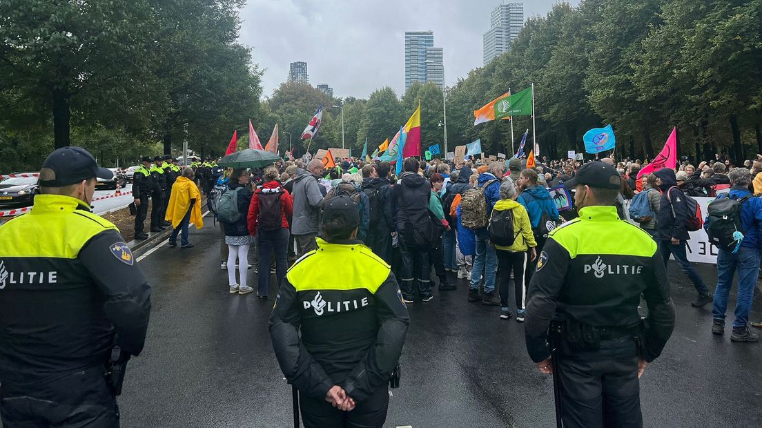 De demonstranten blokkeren de A12 voor vijftiende dag op rij