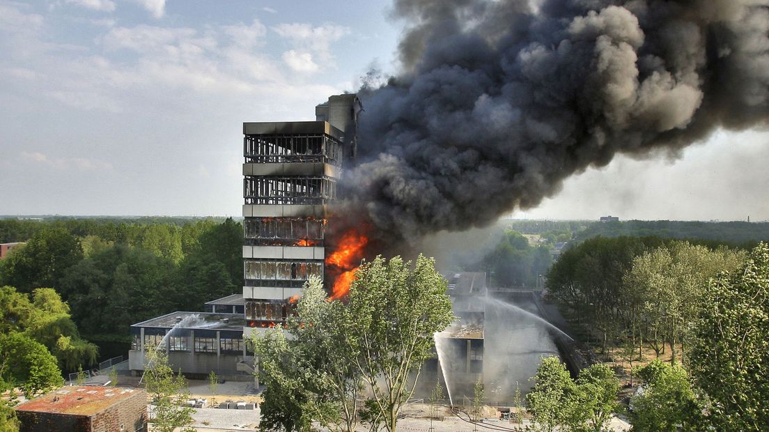 De enorme brand brak op 13 mei 2008 uit, zaterdag precies 15 jaar geleden