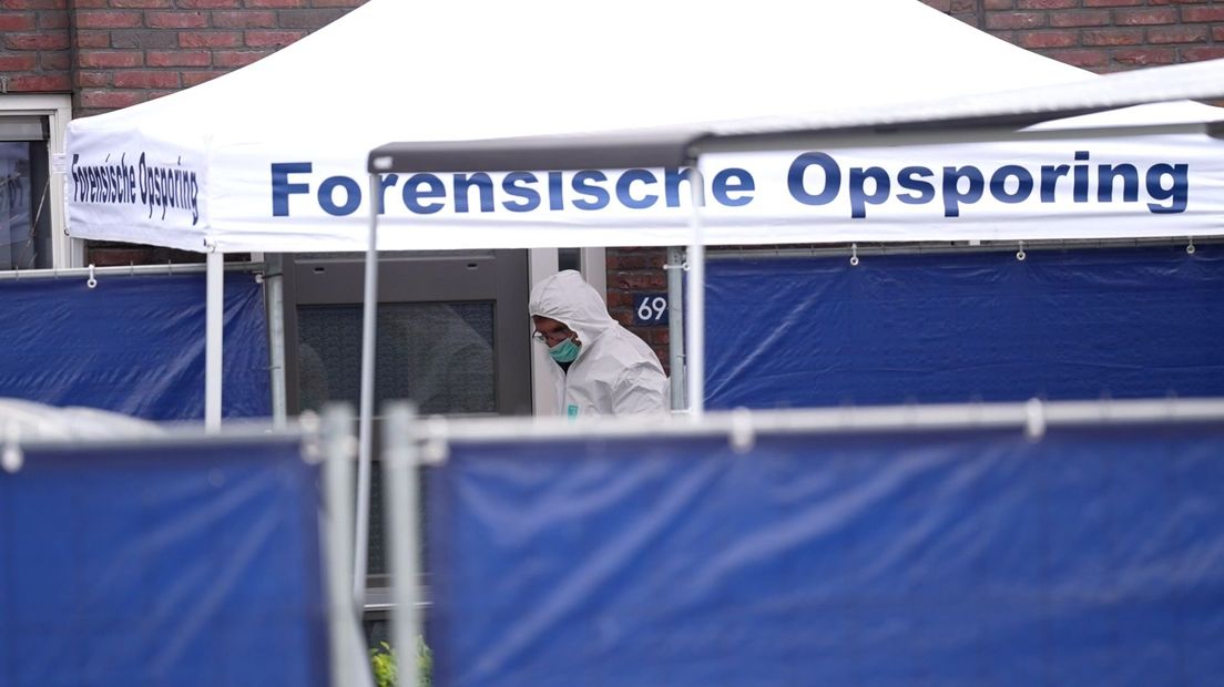 De Forensische Opsporing aan het werk in Elst.