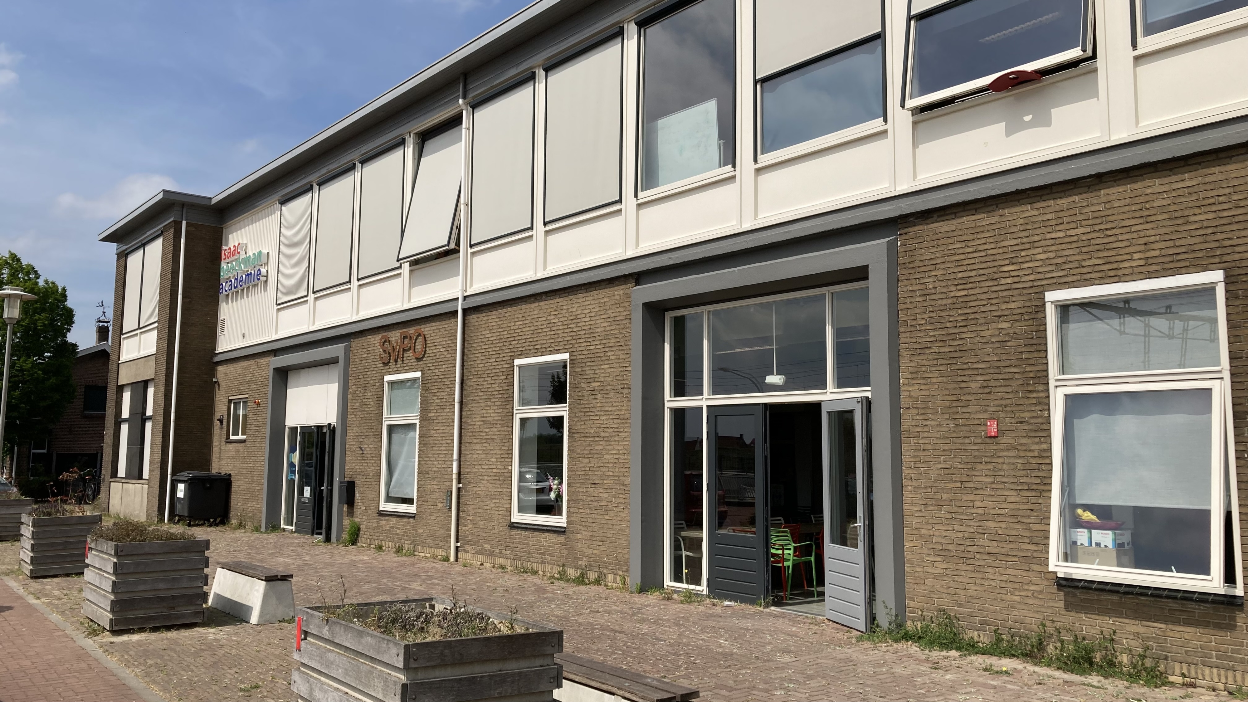 Gebouw Isaac Beeckman Academie in Kapelle gaat tegen de vlakte