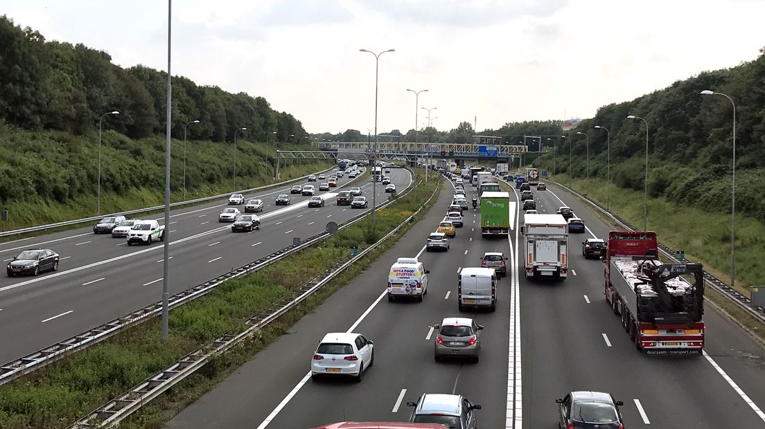 De verbreding van de A27 staat op de tocht