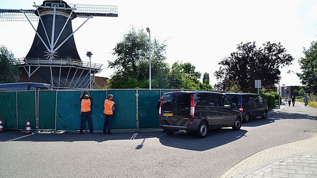 Politieonderzoek bij de Zwolse oliemolen De Passiebloem na vondst van het lichaam van Tara (2013)