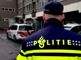 Vier Utrechters aangehouden na vondst meerdere automatische wapens in woning
