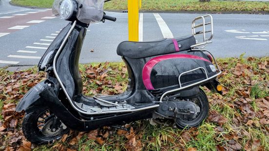 Scooterrijder gewond bij botsing • ongeluk op de A50