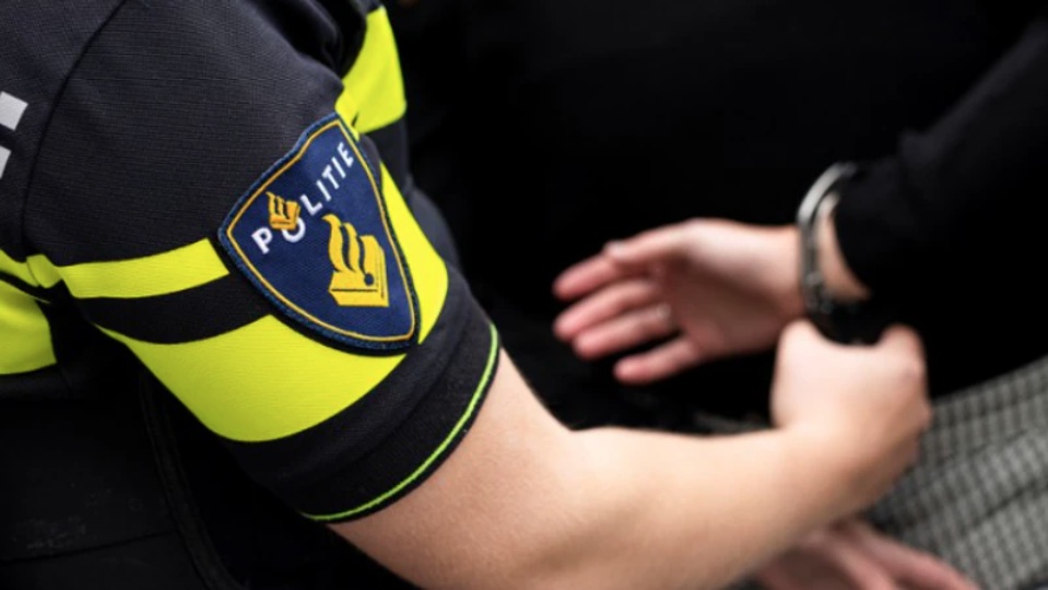 Vrouw (19) in Burgh-Haamstede lastiggevallen bij bushokje, man aangehouden