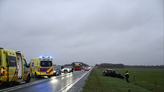 112 nieuws: N36 in beide richtingen afgesloten na ongeluk. 112 nieuws: N36 in beide richtingen afgesloten na ongeluk.