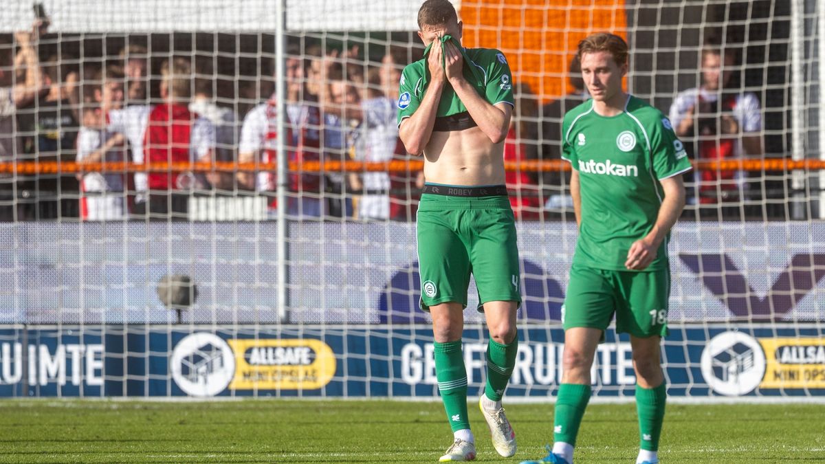 Domper voor FC Groningen: 1-0 achter en Van Bergen valt geblesseerd uit
