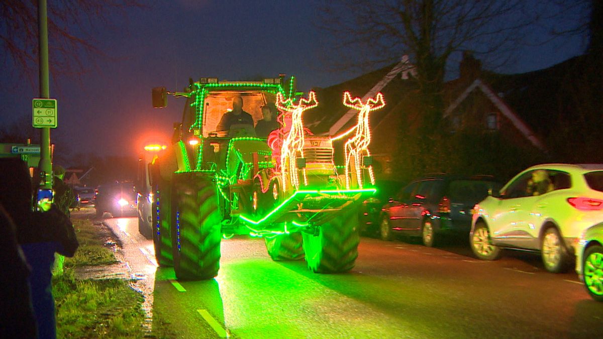 Verlichte tractoren toeren door Zeeland, kijk hier voor een lichtjestocht bij jou in de buurt