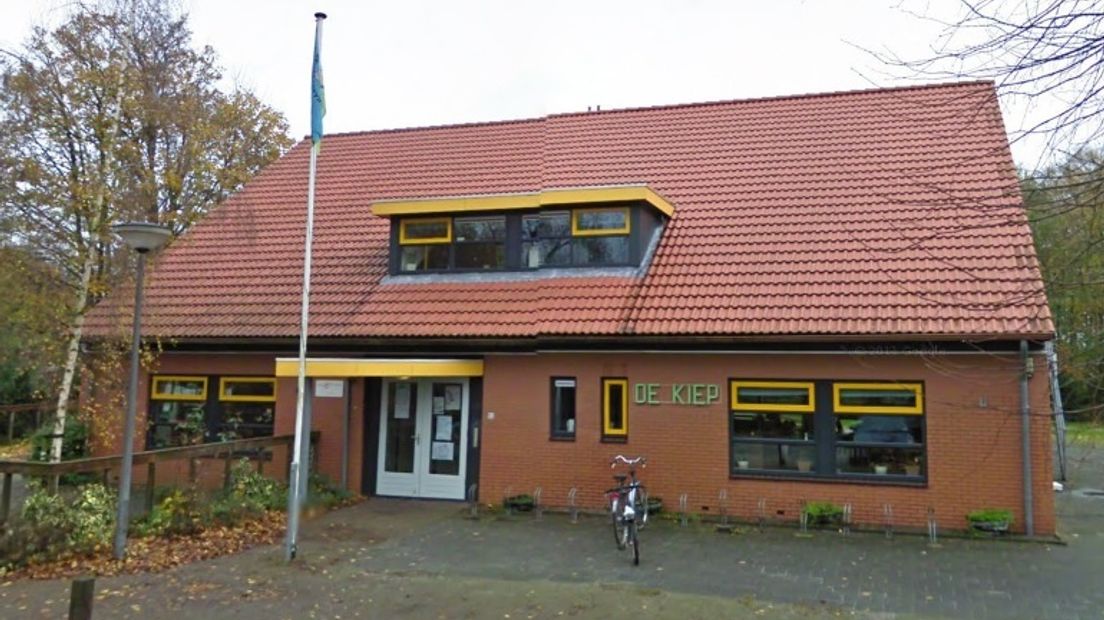 Dorpshuis De Kiep in Eexterveenschekanaal (Rechten: Google Streetview)