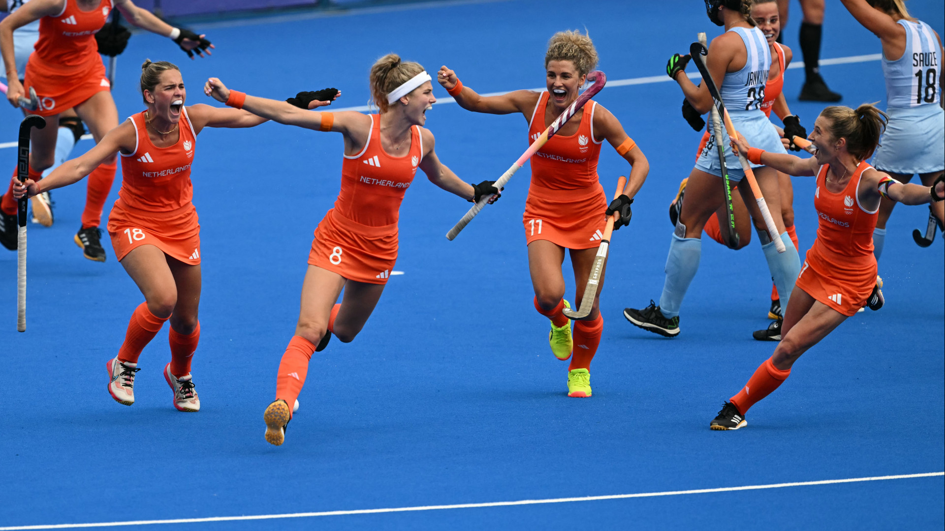 De hockeysters overtuigden tegen Argentinië en plaatsten zich voor de finale