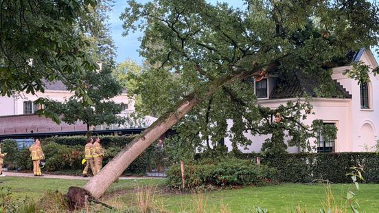 Persoon met been onder corsowagen • aanrijding in Varsseveld