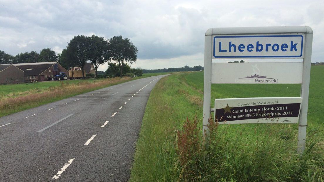 De weg bij Lheebroek (Rechten: archief RTV Drenthe)