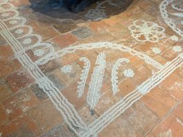 De kunst van het zandstrooien: 'We zijn de enigen in Nederland die dit nog laten zien'