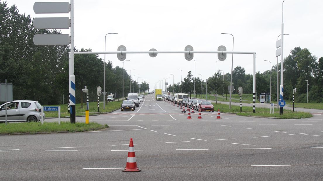 Verkeer kan maar over één rijstrook