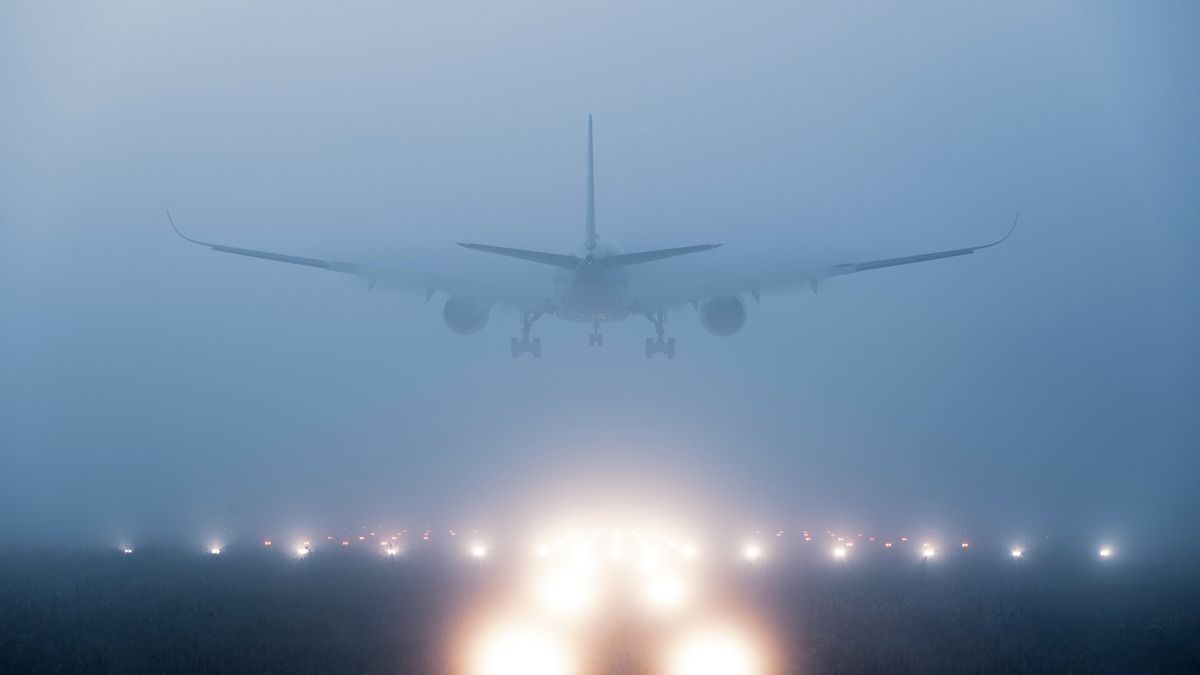Maastricht Aachen Airport vangt vluchten van Eindhoven Airport op door mist