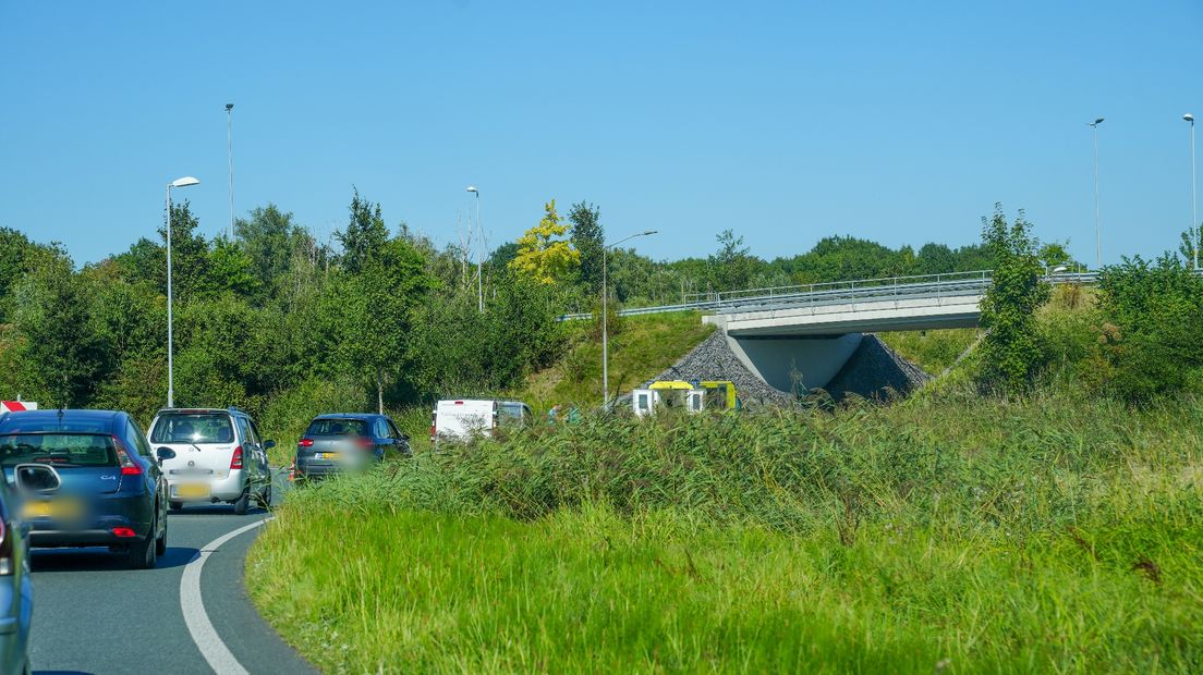 Omdat één rijstrook dicht was ontstond er file