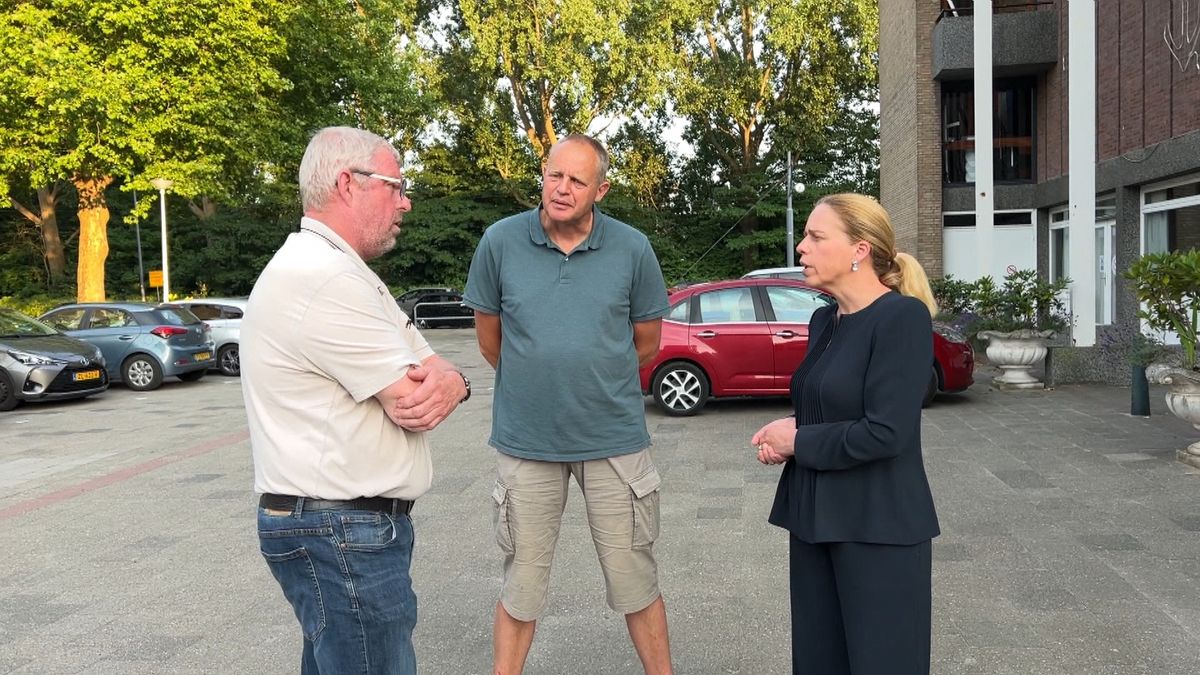 Burgemeester schouten op ‘pittige’ bewonersavond in IJsselmonde