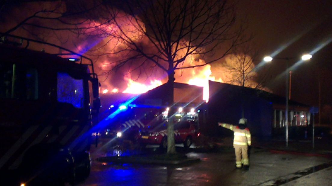 Brand verwoest scholencomplex Arnhem