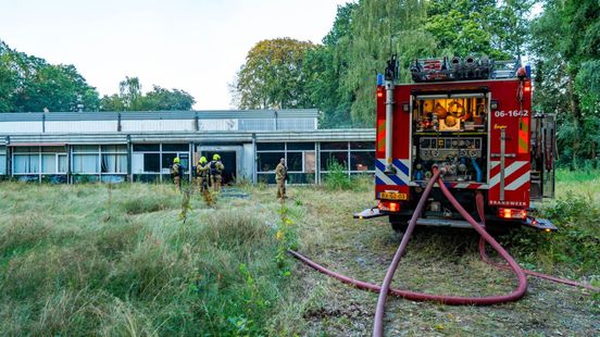 Veel rook bij brand in leegstaand gebouw