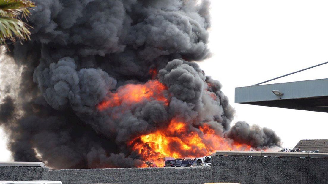 Vanmiddag woedde een grote brand in De Lutte