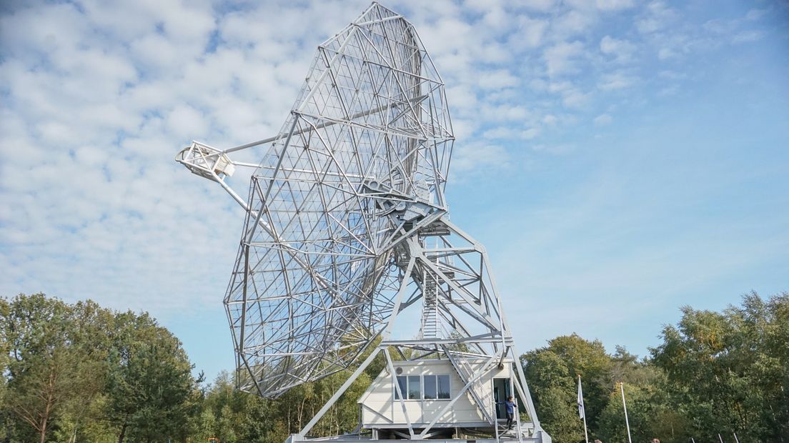 De radiotelescoop van CAMRAS is niet open voor publiek (Rechten: RTV Drenthe / Kim Stellingwerf)