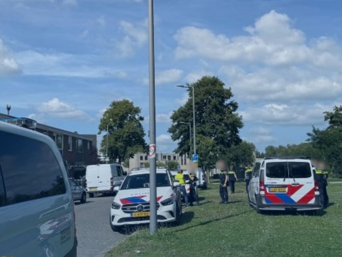 Meerdere agenten gewond tijdens avonddienst in Rotterdam.