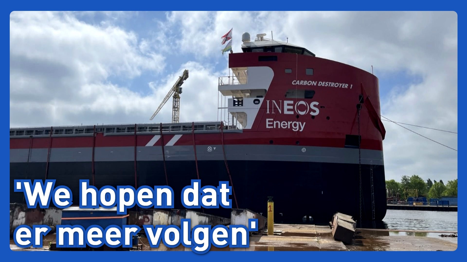 CO2-schip gedoopt en te water gelaten in Farmsum - RTV Noord